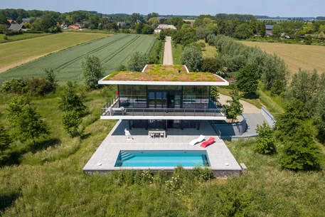 Atlas Concorde porcelain pavers for an outdoor pool